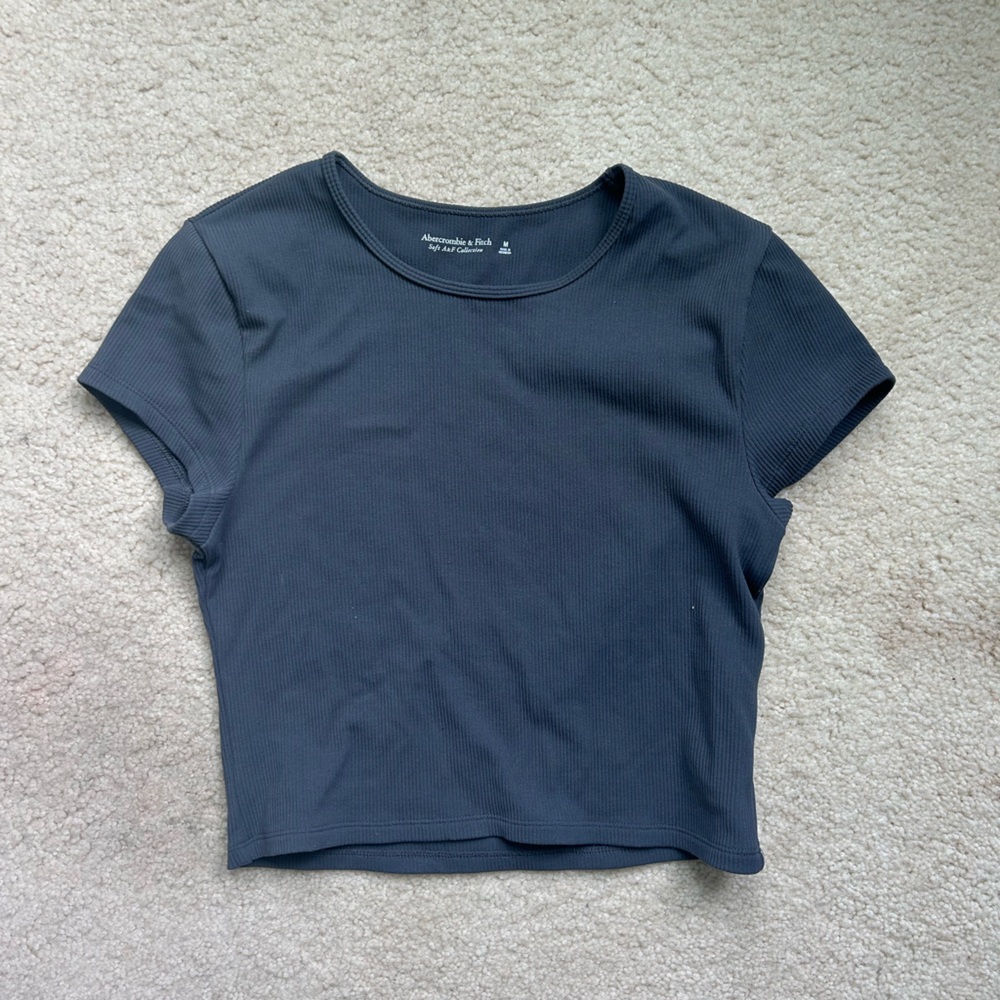 Abercrombie workout tee